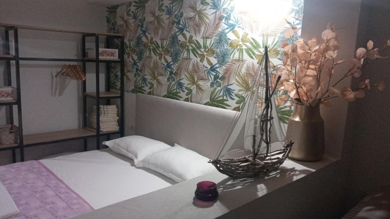 Areti Rooms Hotel Химар Екстериор снимка